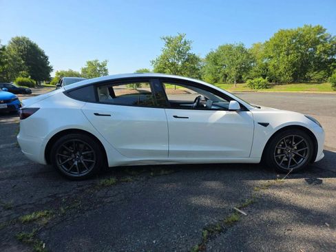 Used 2021 Tesla Model 3 Long Range AWD/4WD image 4