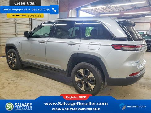 Used 2024 Jeep Grand Cherokee Limited 4xe AWD/4WD image 3