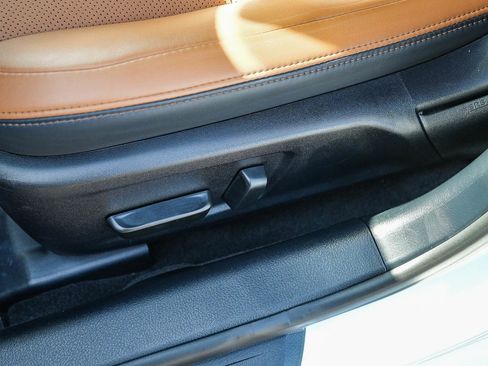 Used 2025 Lexus IS 300 F Sport RWD image 20