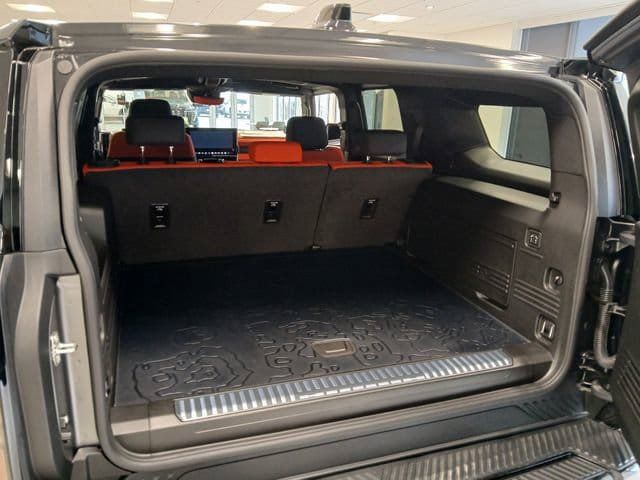 New 2026 GMC Hummer EV 3X w/ Carbon Fiber Edition Package AWD/4WD image 16