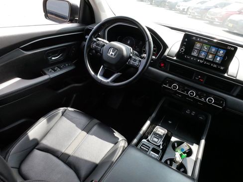 Used 2023 Honda Pilot EX-L image 9