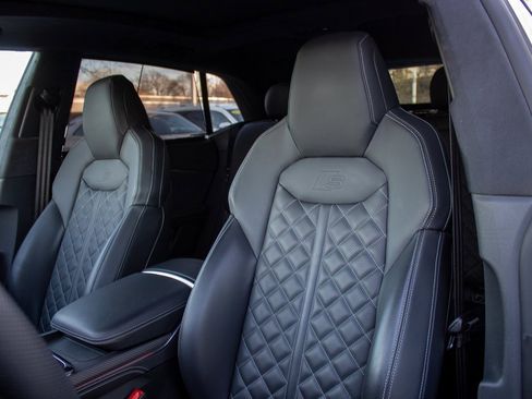 Used 2025 Audi SQ8 Prestige image 12