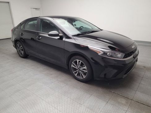 Used 2023 Kia Forte LXS FWD image 13