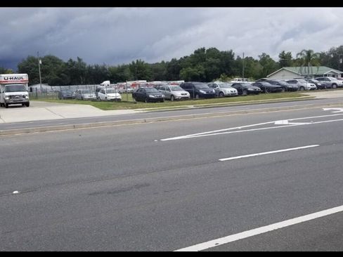 Used 2016 Ford Focus SE w/ Equipment Group 201A image 24