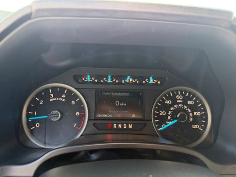 Used 2018 Ford F150 XLT w/ Equipment Group 302A Luxury RWD image 23