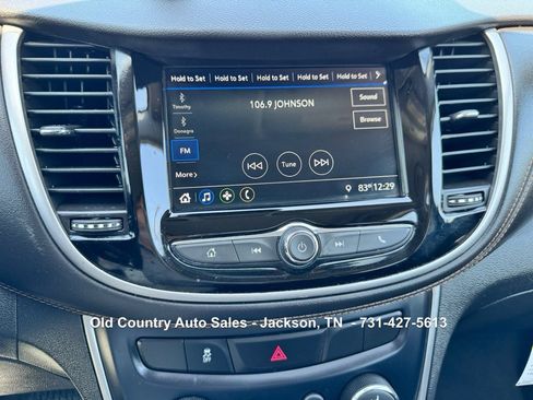 Used 2019 Chevrolet Trax LS image 21