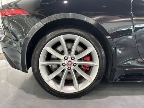 Used 2017 Jaguar F-TYPE S RWD image 8