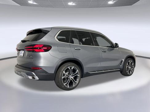 Used 2026 BMW X5 sDrive40i w/ Climate Comfort Package RWD image 9
