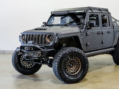 Used 2025 Jeep Gladiator Rubicon w/ Safety Group image 23