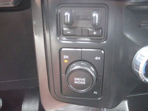 Used 2022 Ford F150 XLT w/ Equipment Group 302A High AWD/4WD image 21