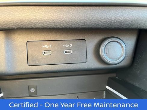 Certified 2025 Nissan Rogue SL AWD/4WD image 6