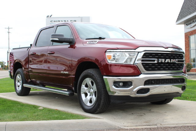 Used 2022 RAM 1500 Big Horn AWD/4WD image 3