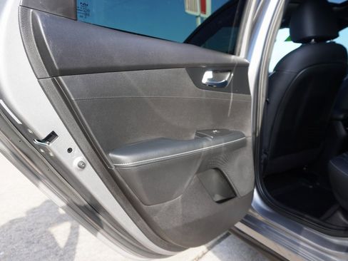 Used 2023 Kia Forte GT-Line w/ GT-Line Premium Package image 21