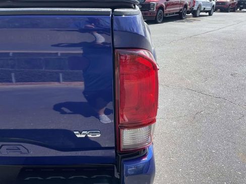 Used 2023 Toyota Tacoma SR5 w/ Technology Package image 32