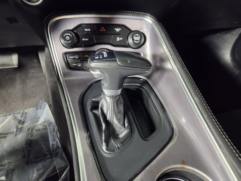 Certified 2018 Dodge Challenger R/T image 19