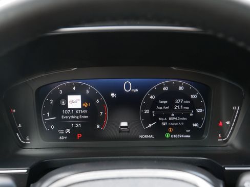 Used 2025 Honda Pilot Elite image 21