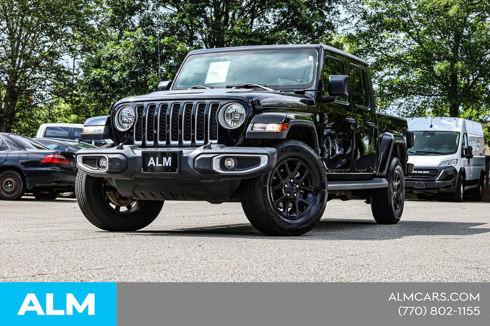 Used 2023 Jeep Gladiator Overland AWD/4WD image 2