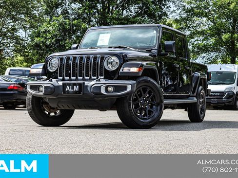 Used 2023 Jeep Gladiator Overland AWD/4WD image 2