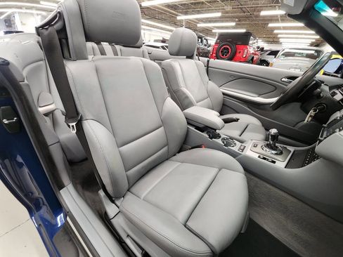 Used 2006 BMW M3 Convertible image 27