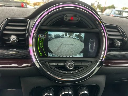 Used 2017 MINI Cooper Clubman image 31