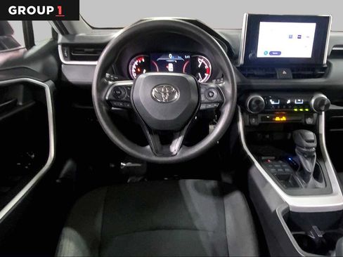 Used 2023 Toyota RAV4 LE AWD/4WD image 6
