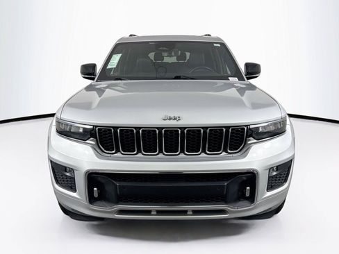 Used 2021 Jeep Grand Cherokee L Overland w/ Luxury Tech Group IV AWD/4WD image 9