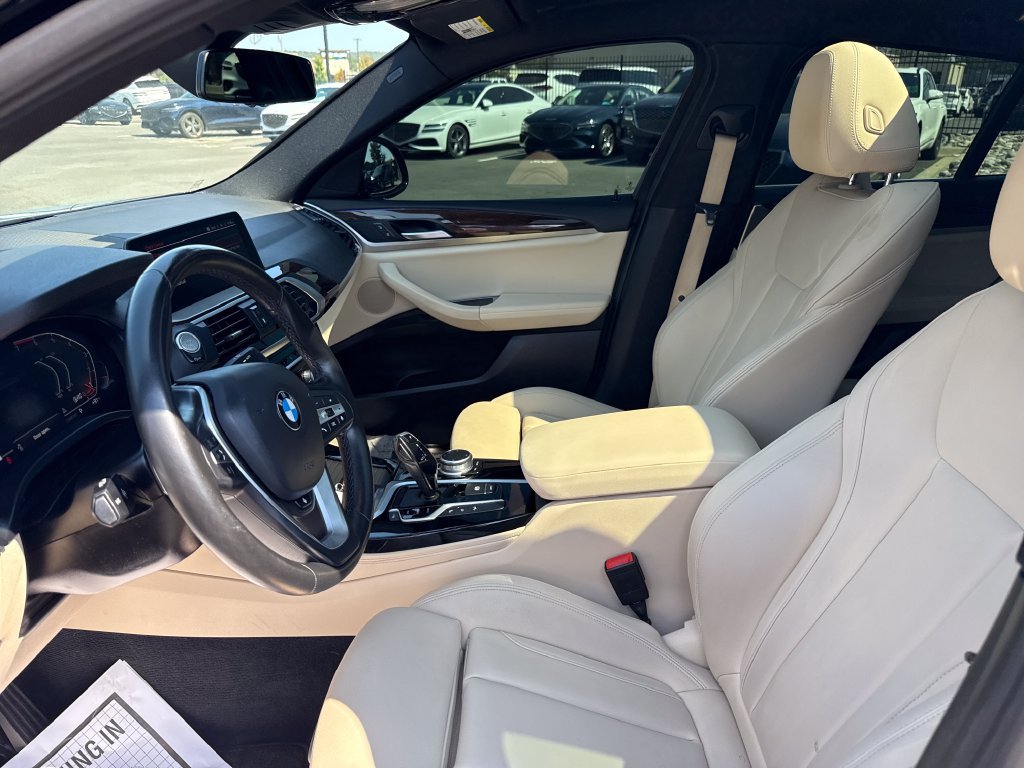 Used 2021 BMW X4 xDrive30i AWD/4WD image 18
