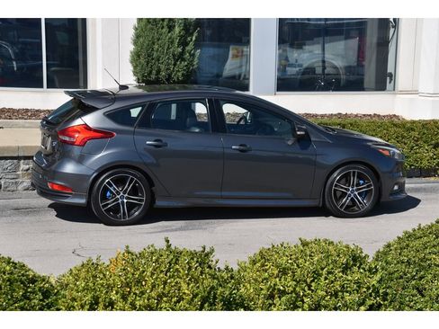 Used 2015 Ford Focus ST w/ Equipment Group 402A image 3