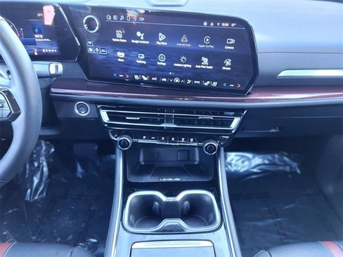 Used 2024 Chevrolet Traverse RS w/ LPO, Floor Liner Package image 12