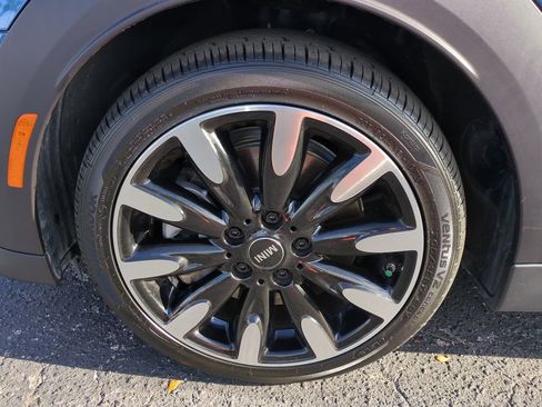 Used 2024 MINI Cooper S image 11