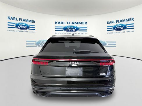Used 2023 Audi Q8 Premium Plus image 4