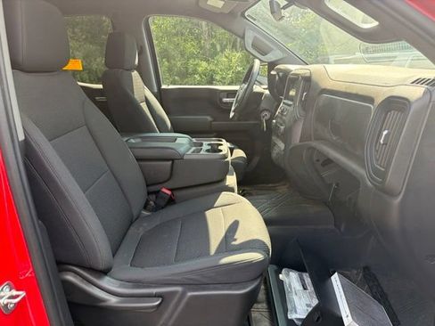 Used 2020 Chevrolet Silverado 1500 Custom w/ Custom Value Package AWD/4WD image 15
