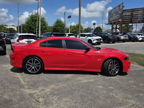 Used 2023 Dodge Charger R/T w/ Cold Weather Package RWD image 43