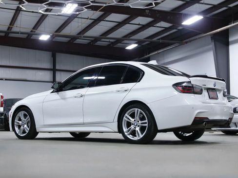 Used 2017 BMW 340i xDrive Sedan image 17