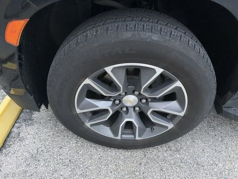 Used 2021 Chevrolet Tahoe LT w/ LT Signature Package AWD/4WD image 20