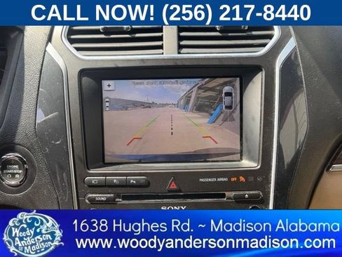 Used 2017 Ford Explorer Limited w/ Equipment Group 301A FWD image 13