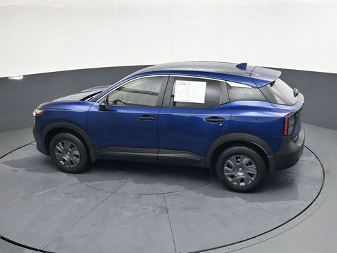 Used 2025 Nissan Kicks S image 28