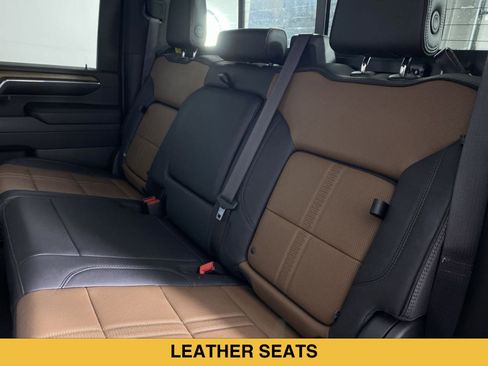 Certified 2024 Chevrolet Silverado 2500 High Country w/ High Country Premium Package AWD/4WD image 15