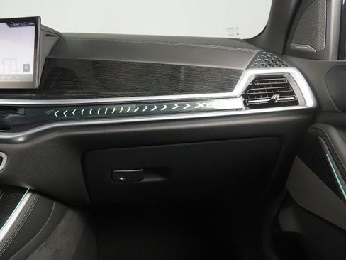 Used 2026 BMW X5 sDrive40i w/ M Sport Package RWD image 54