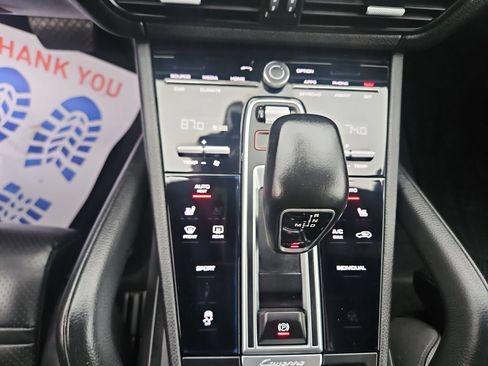 Used 2019 Porsche Cayenne AWD/4WD image 20
