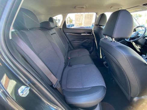 Used 2025 Kia Seltos S image 39