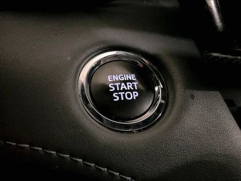 Used 2023 Toyota Highlander XSE AWD/4WD image 34