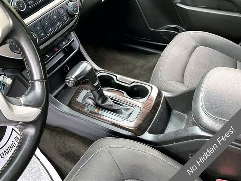 Used 2018 GMC Canyon SLE RWD image 11