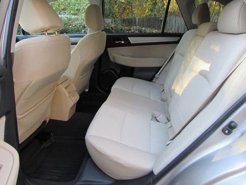 Used 2019 Subaru Outback 2.5i Premium w/ Popular Package #2 image 30