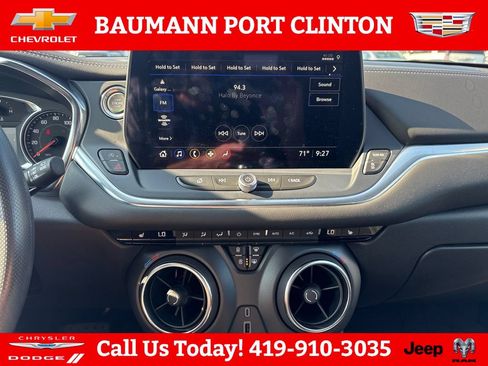 Used 2024 Chevrolet Blazer LT w/ Convenience Package FWD image 19
