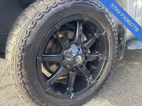 Used 2015 Toyota Tundra SR5 image 4