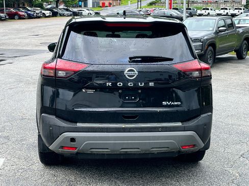 Used 2021 Nissan Rogue SV AWD/4WD image 6