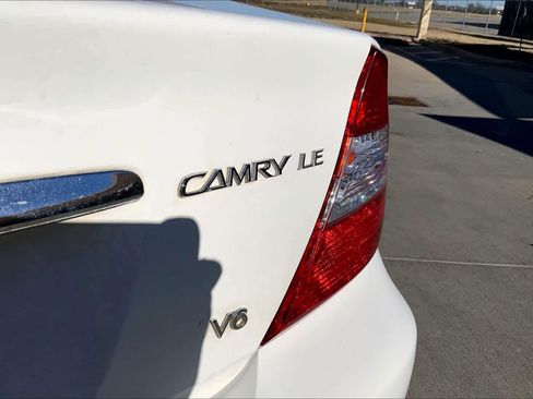 Used 2003 Toyota Camry LE image 9