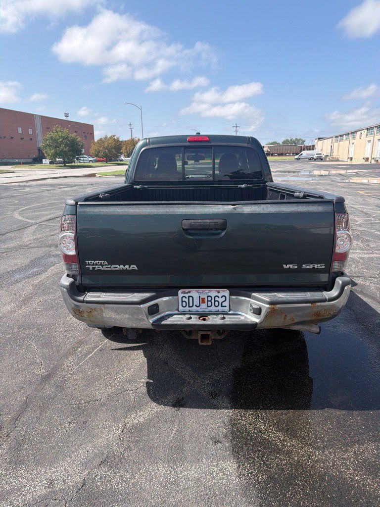 Used 2010 Toyota Tacoma 4x4 Access Cab V6 w/ TRD Off-Road Pkg image 7