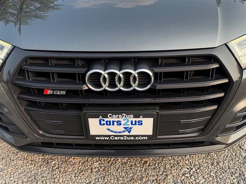 Used 2019 Audi SQ5 Premium Plus w/ Premium Plus Package image 11